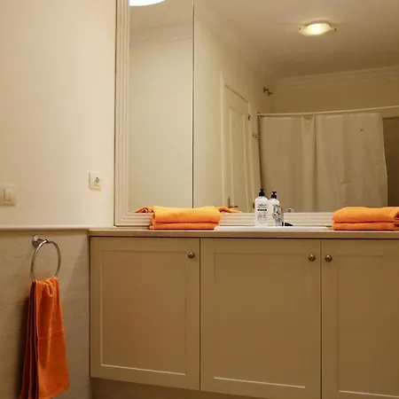 Daire Residencial Las Lomas 1 *