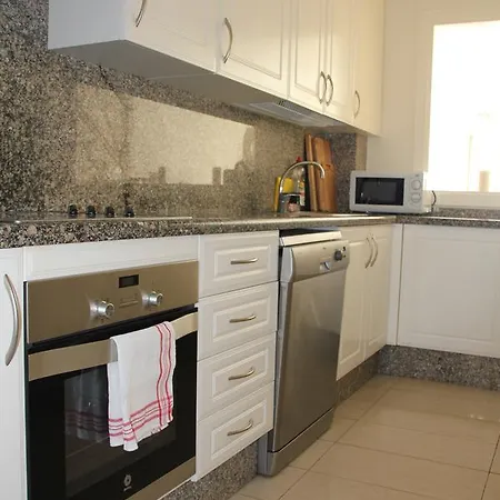 Appartement Residencial Las Lomas 1 *